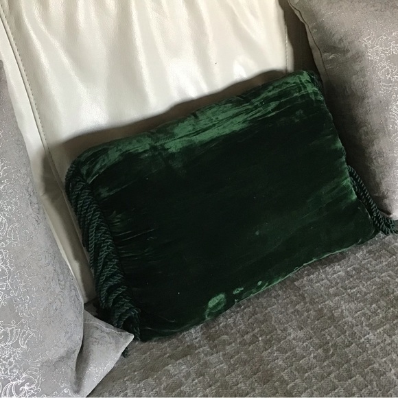 Pillow Emerald Velvet silky , cushion cover - Picture 6 of 9